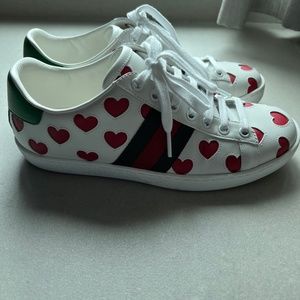 Gucci Ace Sneakers Hearts